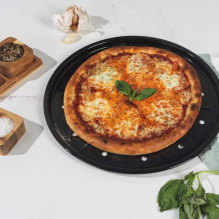 Salter BW14483 Brilliance Pizza Pan