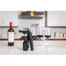 CORAVIN Timeless Three + vyno konservavimo sistema – juoda CORAVIN Timeless Three + vyno konservavimo sistema – juoda