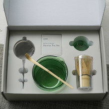 Hario žaliosios matcha arbatos dovanų rinkinys Hario žaliosios matcha arbatos dovanų rinkinys