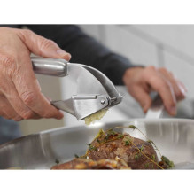 ZWILLING ZWILLING PRO TOOLS Stainless steel Handle garlic press ZWILLING ZWILLING PRO TOOLS Stainless steel Handle garlic press