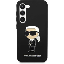 Karl Lagerfeld...