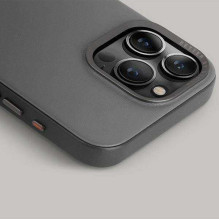 UNIQ „Lyden DS Magclick Charging iPhone 15 Pro“ – pilkai juodas, anglies pluošto