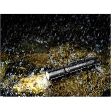 Fenix Žibintuvėlis Fenix LED žibintuvėlis Fenix E20 V2.0 (039-451)