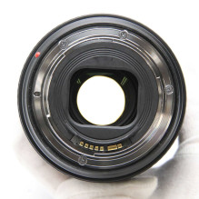 Canon EF 24-105mm f / 4L IS II USM