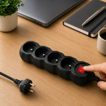 Esperanza ELK213K Power strip 4GN / 3M Black
