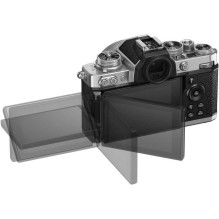 Nikon Z fc + 28 mm F / 2,8 (SE) rinkinys
