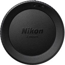 Nikon Z fc + 28 mm F / 2,8 (SE) rinkinys