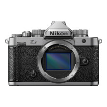 Nikon Z f + 24-70mm Silver Nikon Z f + 24-70mm Silver