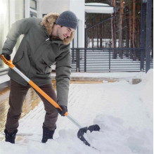 Sniego kastuvas Fiskars 1062827, 131 cm x 35 cm, plastikas
