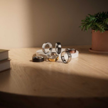 „Oura Ring 4“ išmanusis žiedas, „Stealth“, 7 dydis „Oura Ring 4“ išmanusis žiedas, „Stealth“, 7 dydis