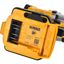 Smūginis veržliasukis 1/2' 18V 406 Nm 2x 5.0 Ah DCF921P2T DEWALT Smūginis veržliasukis 1/2' 18V 406 Nm 2x 5.0 Ah DCF921P2T DEWALT