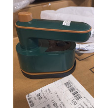Handheld iron