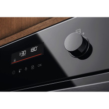 ELECTROLUX LOF6P16Z 60-litre elektrinė orkaitė, pirolizė, su ventiliatoriumi, švelnus uždarymas, juoda ELECTROLUX LOF6P16Z 60-litre elektrinė orkaitė, pirolizė, su ventiliatoriumi, švelnus uždarymas, juoda