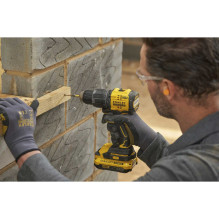 Stanley Stanley cordless impact drill (SFMCD716D1T-QW), 18 volts (black / yellow