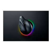 Pelė Razer Pro Spustelėkite V2 vertikaliai Pelė Razer Pro Spustelėkite V2 vertikaliai