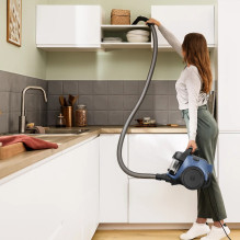 Bosch 2 serija BGC05LBU2 dulkių siurblys 1,5 l Cilindrinis dulkių siurblys Sausas 700 W Be maišelio Bosch 2 serija BGC05LBU2 dulkių siurblys 1,5 l Cilindrinis dulkių siurblys Sausas 700 W Be maišelio