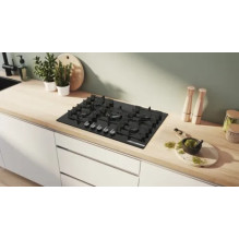 Bosch Serie 6 PPQ7A6I40 kaitlentė Juoda Built -75 cm Dujos 5 zona (-os) Bosch Serie 6 PPQ7A6I40 kaitlentė Juoda Built -75 cm Dujos 5 zona (-os)