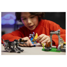 LEGO „Fortnite“ Peely ir Sparkplug Camp LEGO „Fortnite“ Peely ir Sparkplug Camp