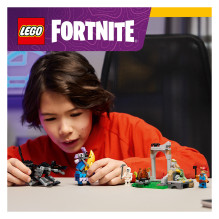 LEGO „Fortnite“ Peely ir Sparkplug Camp LEGO „Fortnite“ Peely ir Sparkplug Camp