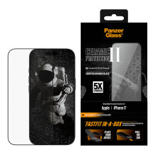 „PanzerGlass ®“ keraminė ekrano apsauga „iPhone 17“, itin platus pritaikymas su „Fastfit“ tvirtinimu, dėžutėje
