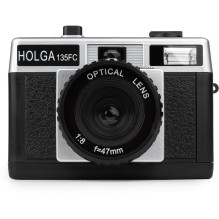 Juostinis Fotoaparatas - B.I.G. Holga 135FC 47mm f / 8 f / 11 1 / 100s Juodas