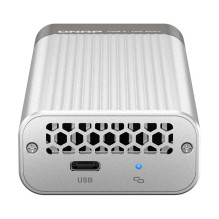 QNAP USB 4 Type-C to 1 x 10GbE SFP+Network A QNAP USB 4 Type-C to 1 x 10GbE SFP+Network A