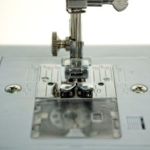 LENA 2019 Sewing machine mechanical Łucznik