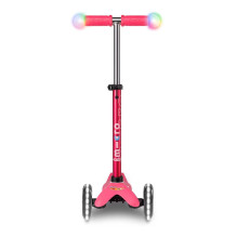 Micro Mini Deluxe Magic Pink LED scooter