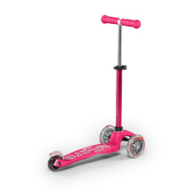 Micro three-wheeled children's scooter Mini Deluxe Pink