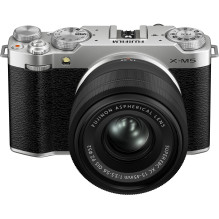 FUJIFILM X-M5 + FUJINON XC 15-45mm F3.5-5.6 OIS PZ (Silver)