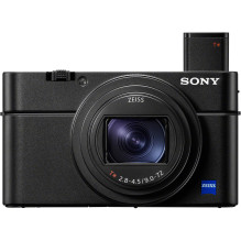 Sony Cyber-shot DSC-RX100 VII + Sony VCT-SGR1 Shooting Grip (DSC-RX100M7G)