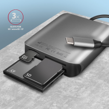 Aliuminis didelės spartos USB-C 3.2 Gen 1 atminties kortelių skaitytuvas. 3 lizdai, UHS-II.