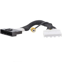 Adapter for connecting the Renault Easylink all-in-one version reversing camera