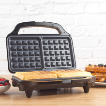 Petra PT2249TVDE Deep Fill Waffle maker