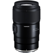 Tamron 90mm F / 2.8 Di III...