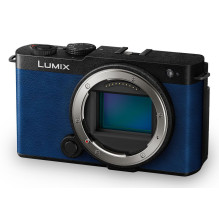 Panasonic Lumix DC-S9 Body...